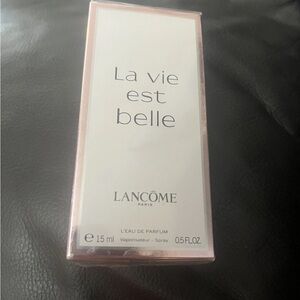 La Vie Est Belle by Lancome 0.5oz/15ml L’Eau De Parfum Spray for Women Sealed